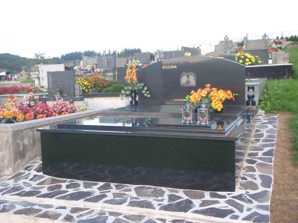 Pomníky