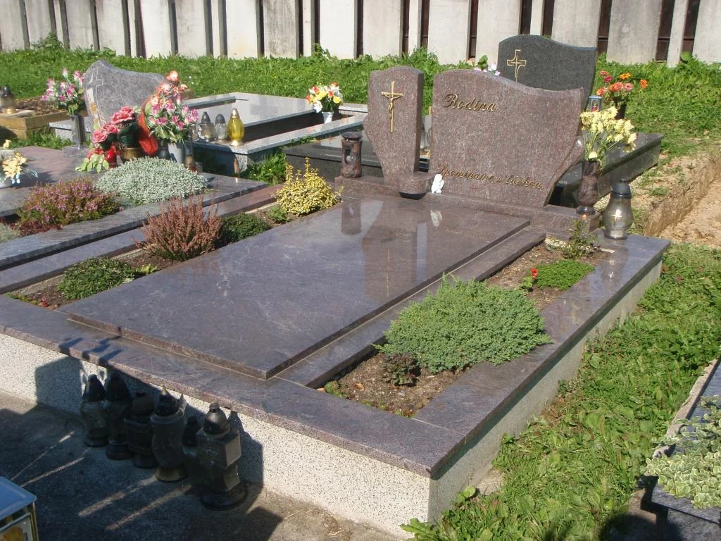 Pomníky