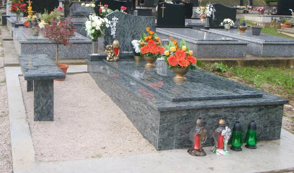 Pomníky